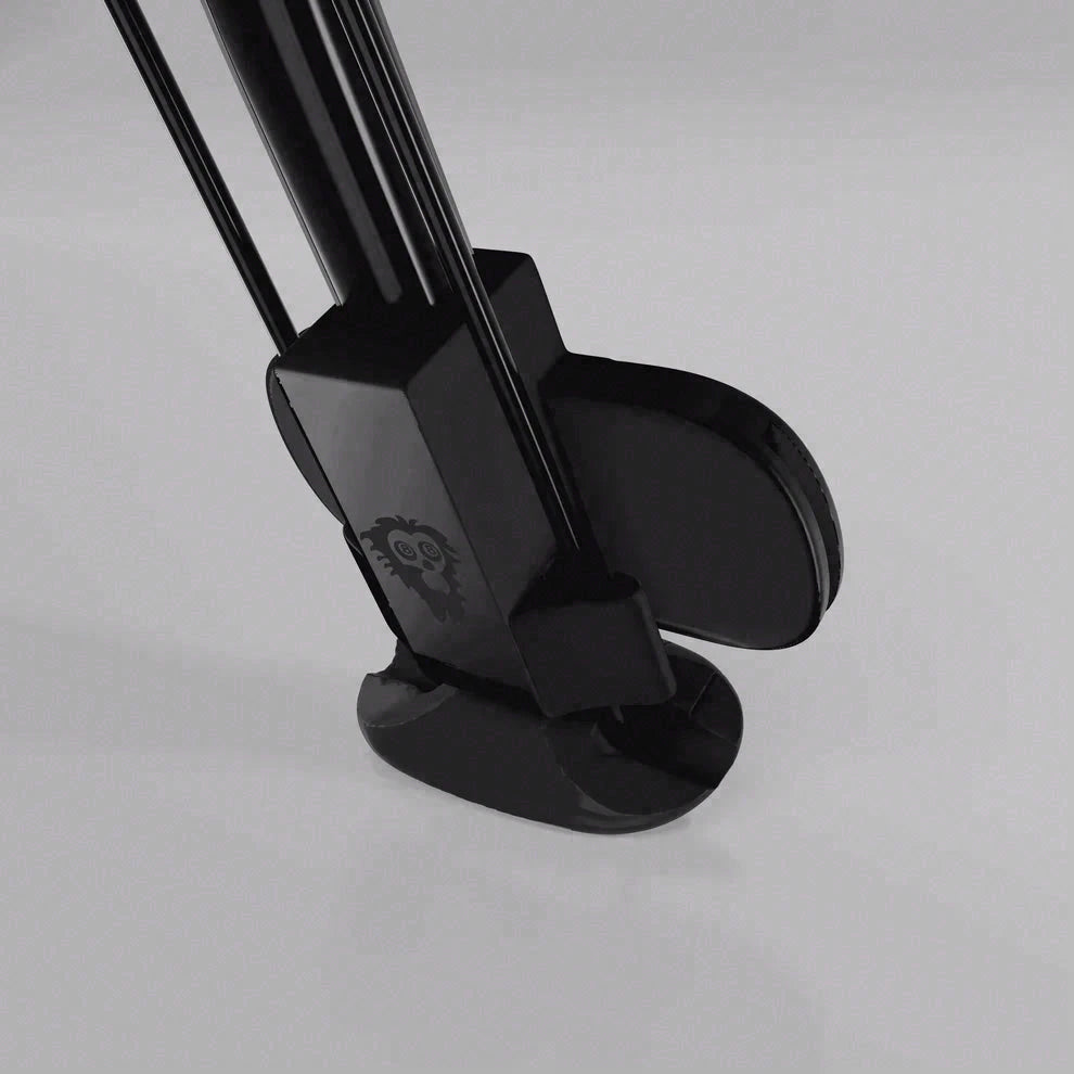 Cue Caddy Case Kick Stand