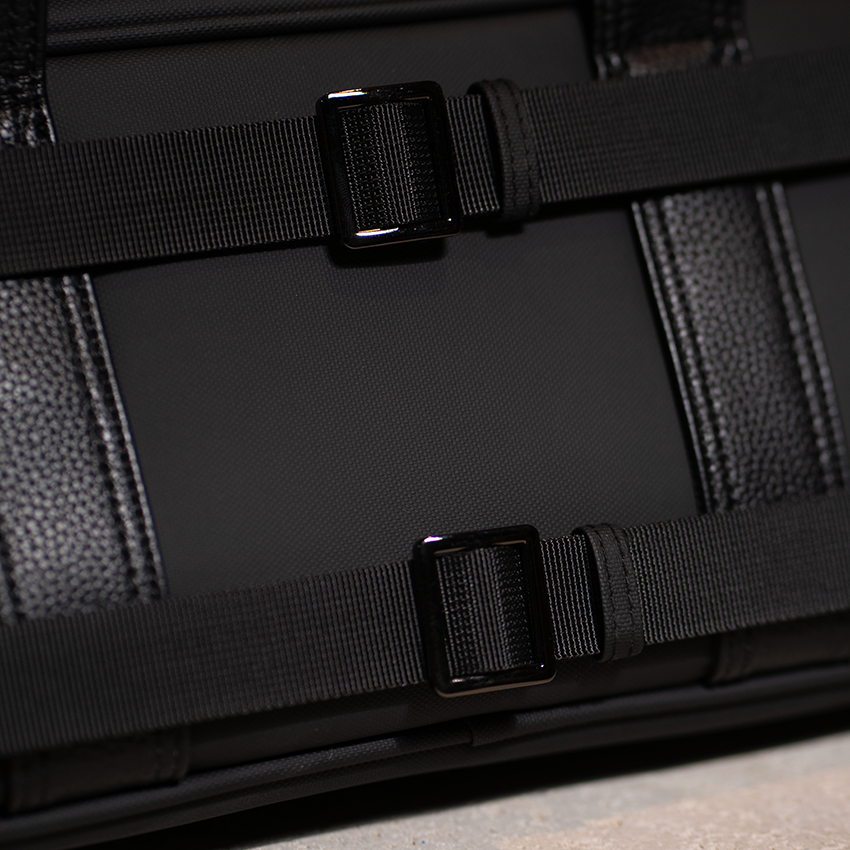 TACTiQ Explorer Series 4X4 Butterfly Soft Case - Black