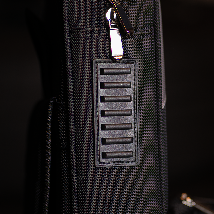 TACTiQ Core Lite Series 4X5 Soft Cue Case - Black/Gray