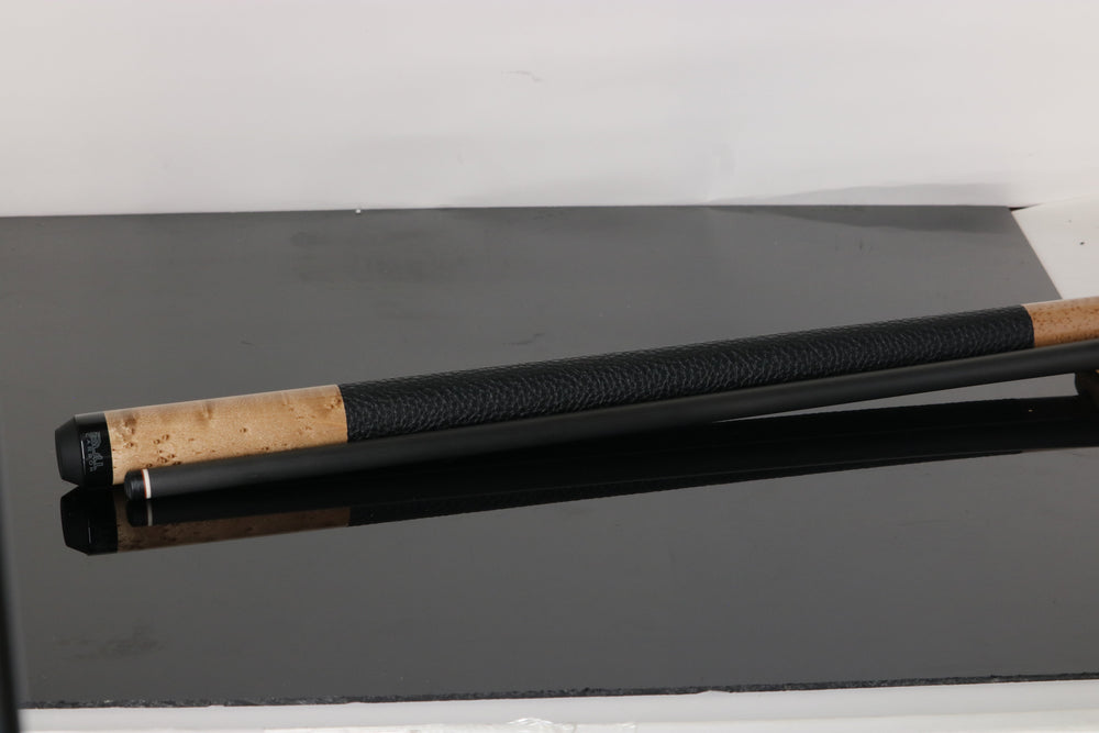 Bull Carbon BCC12C1 Play Cue - Taupe-Stained Birdseye Maple with Textured Leather Wrap
