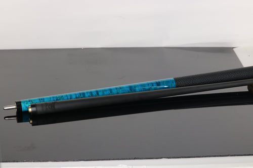 Bull Carbon BCC14C1 Play Cue - Blue Washed Birdseye Maple with Textured Leather Wrap 4