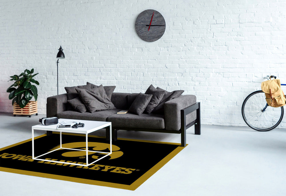 University of Iowa Rug Team Spirit