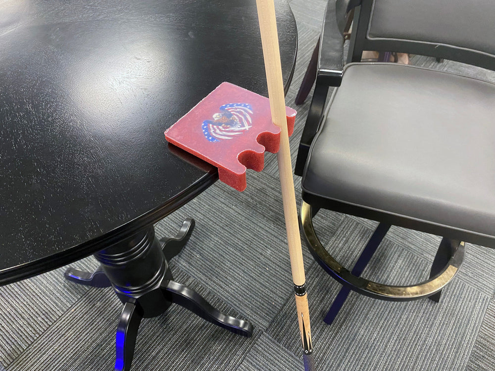 American Eagle 3 Cue Holder Red