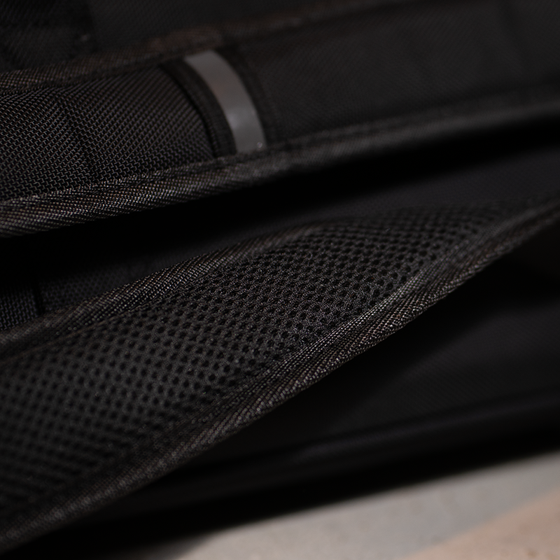TACTiQ Core Lite Series 4X5 Soft Cue Case - Black/Gray