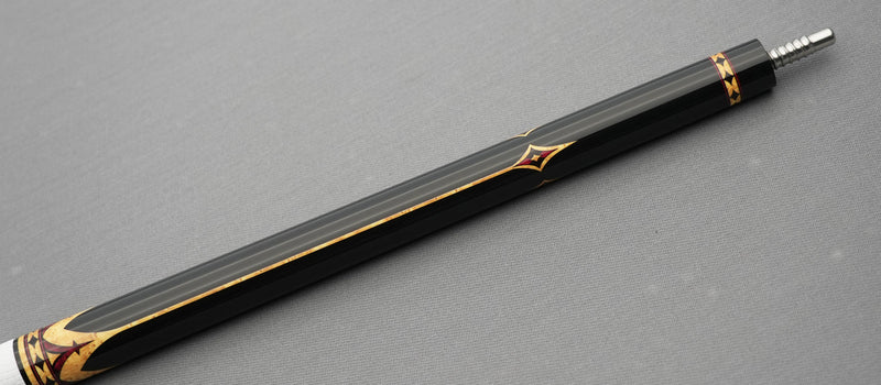 EVO Crown Royal Black Pool Cue with White Lizard Wrap Maxbing Edition