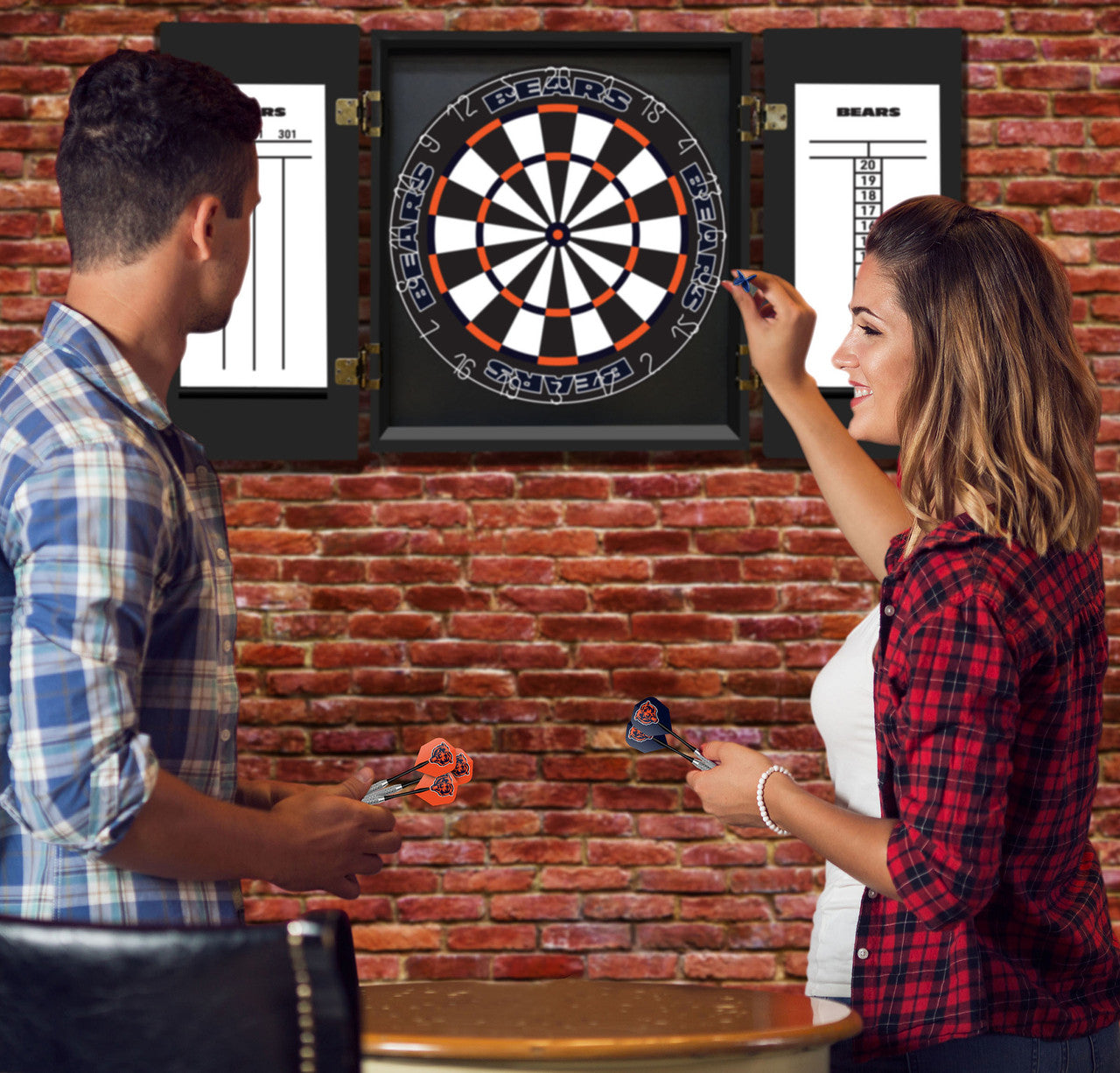 Chicago Bears Dartboard Cabinet Set Fan's Choice