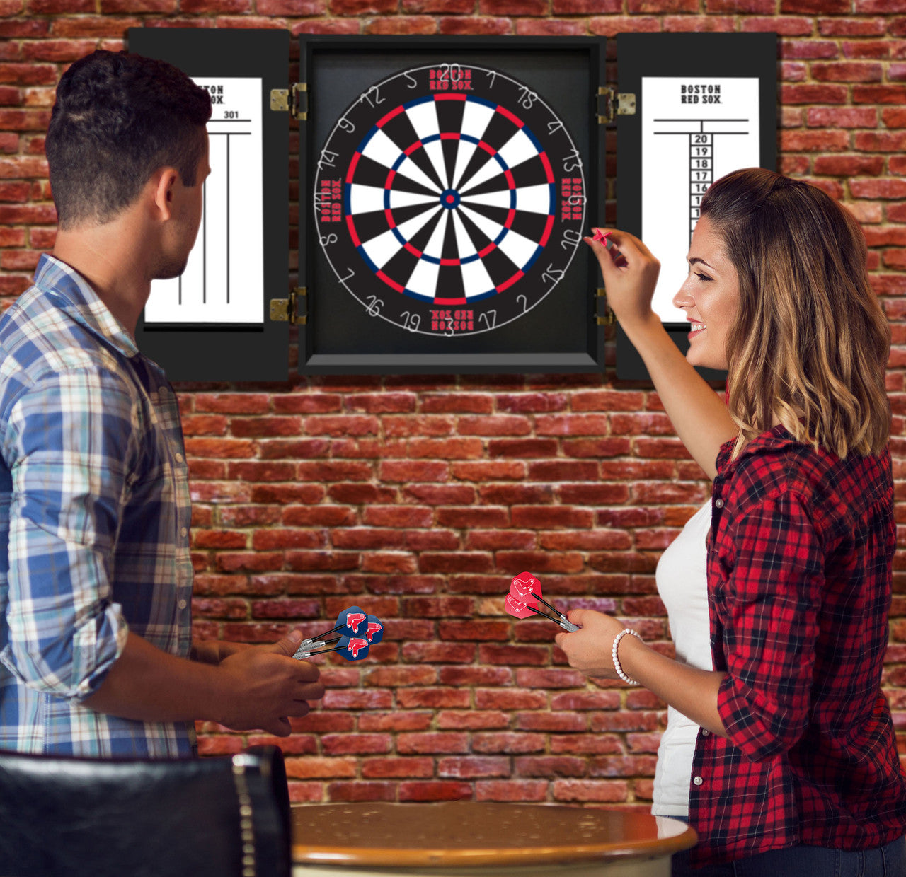 Boston Red Sox Dartboard Cabinet Set Fan's Choice